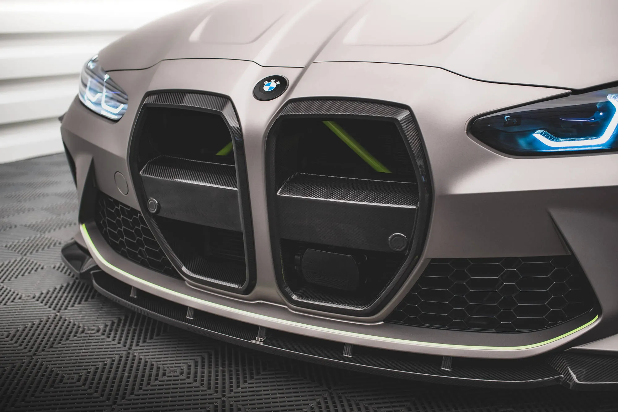 Grill BMW M4 (G82) 2021-2026 | Carbon Fiber Edition – bilde 10
