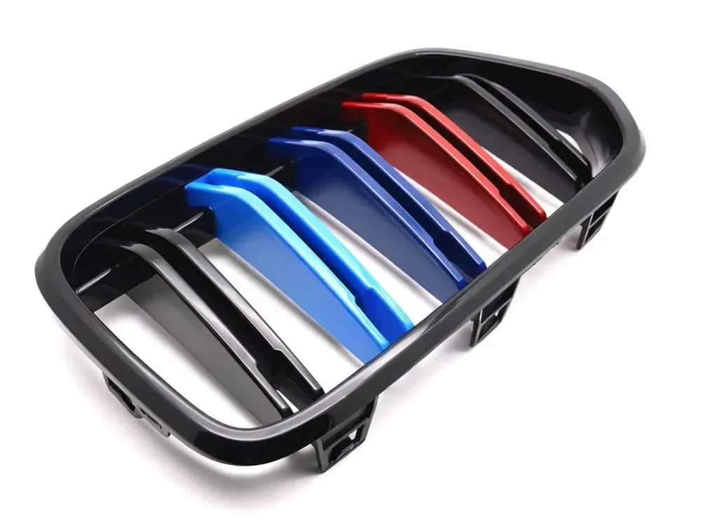 Grill BMW X2 (F39) 2018–2023 │ Sportsgrill M Performance-stil - svart høyglans tri-colour double bar – bilde 3