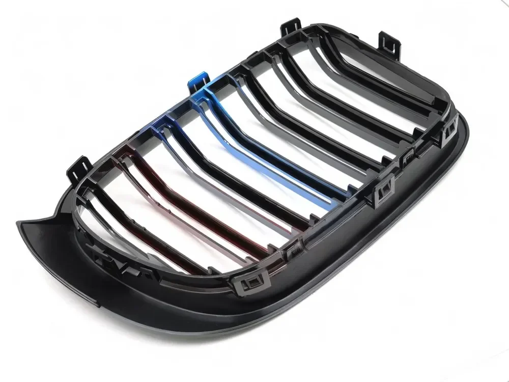 Grill BMW X3 (F25 LCI) 2014–2017 / X4 (F26) 2014–2018 │ Sportsgrill M Performance-stil - svart høyglans tri-colour double bar – bilde 4