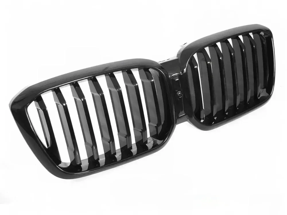 Grill BMW X3 (G01) Facelift 2021 – 2025 / X4 (G02) Facelift 2021 – 2025 │ Sportsgrill M Performance-stil - svart høyglans