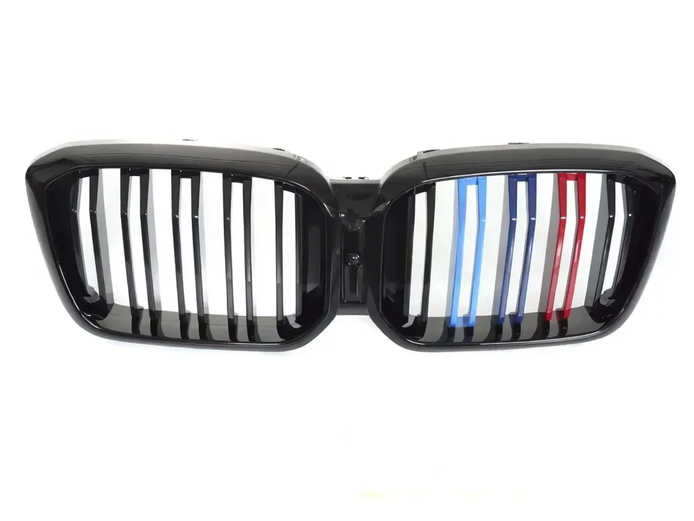 Grill BMW X3 (G01 LCI) 2021–2025 / X4 (G02 LCI) 2021 – 2025 │ Sportsgrill M Performance-stil - svart høyglans tri-colour double bar – bilde 2
