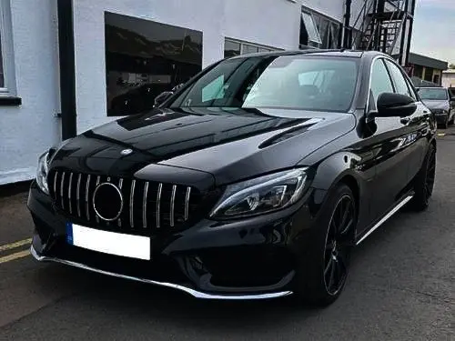 Grill Mercedes-Benz C-Klasse (W205) 2014-2018 | GT-R LOOK GLOSSY BLACK Image 7