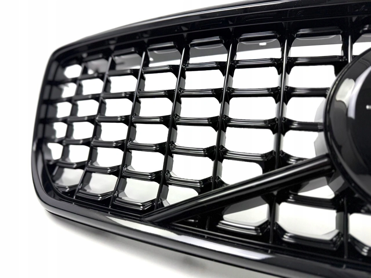 Grill Volvo EX40/XC40 Recharge 2022 -> | R-Design Black Edition – bilde 4