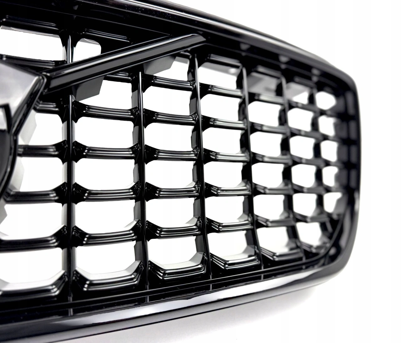 Grill Volvo EX40/XC40 Recharge 2022 -> | R-Design Black Edition – bilde 6
