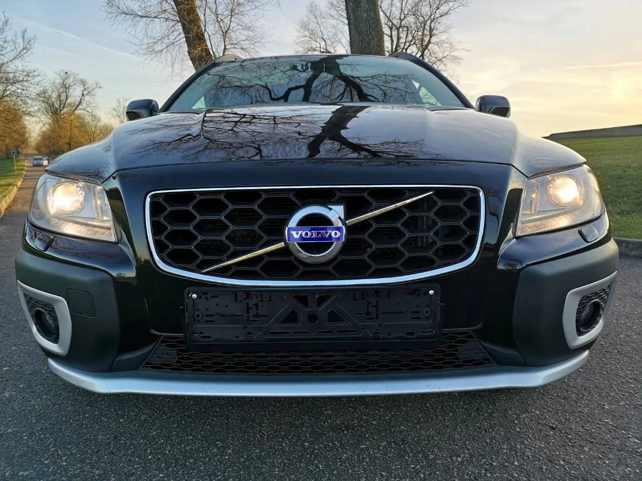 Grill Volvo XC70 II 2007 - 2013 Image 5