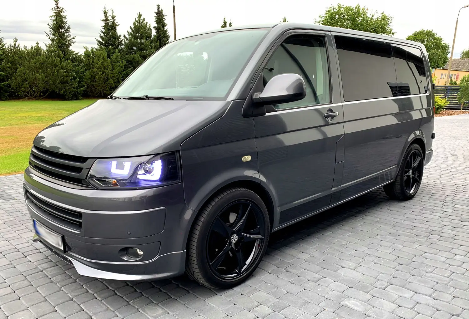 Grill VW T5.1 2009 - 2015  | Emblemfri Sport Matt Black – bilde 3
