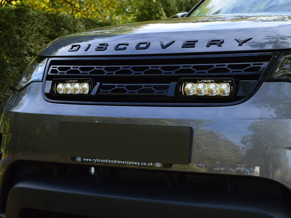 Grillkit Lazer │ Land Rover Discovery 5 2017-2020 - 4136 lumen - 47 W - komplett sett - Godkjent fjernlys ECE R112 – bilde 3