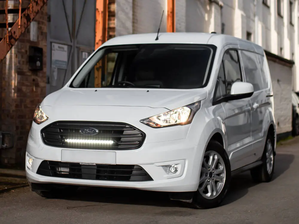 Grillkit LAZER Linear 18 Elite Ford Transit Connect II Facelift 2017 - 2022 Image 2