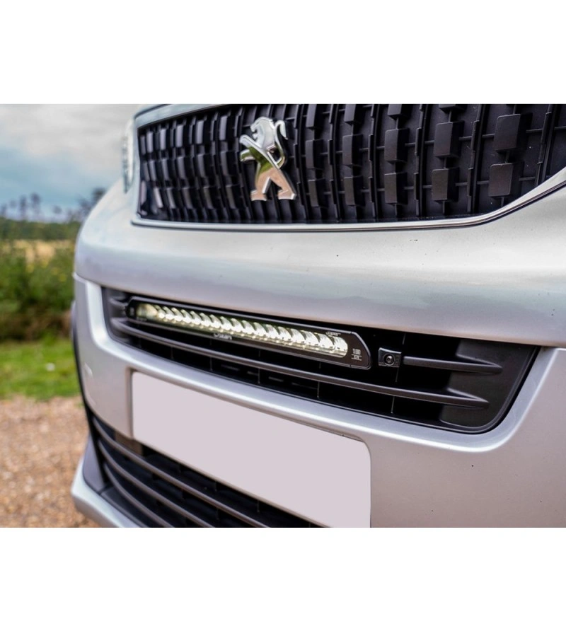 Grillkit Lazer Linear 18 Peugeot Expert III / Traveller 2016 - 2023 │ Komplett ekstralyspakke