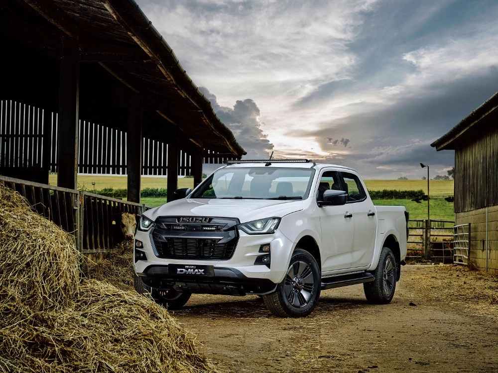 Grillkit Lazer Linear 6 Isuzu D-Max III 2019 - 2023  │ Komplett ekstralyspakke – bilde 3