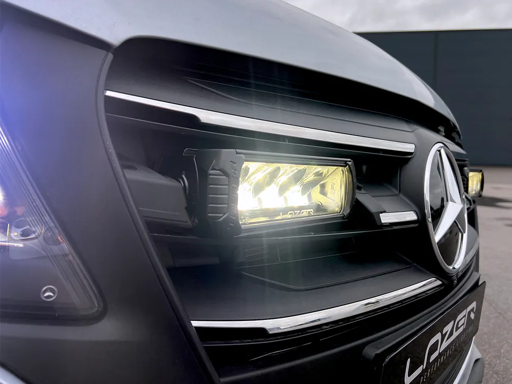 Grillkit Lazer │ Mercedes Vito 2024 -> - 5400 lumen - 52 W - komplett sett - ECE-godkjent - 2 stk Triple-R 750 – bilde 4