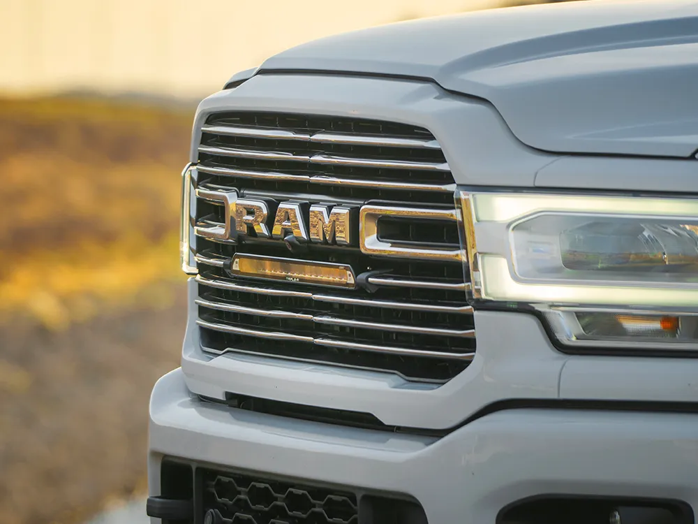 Grillkit Lazer │ RAM 2500/3500 Laramie 2019-2024 - 11500 lumen - 120 W - komplett sett - 1 stk Glide – bilde 2