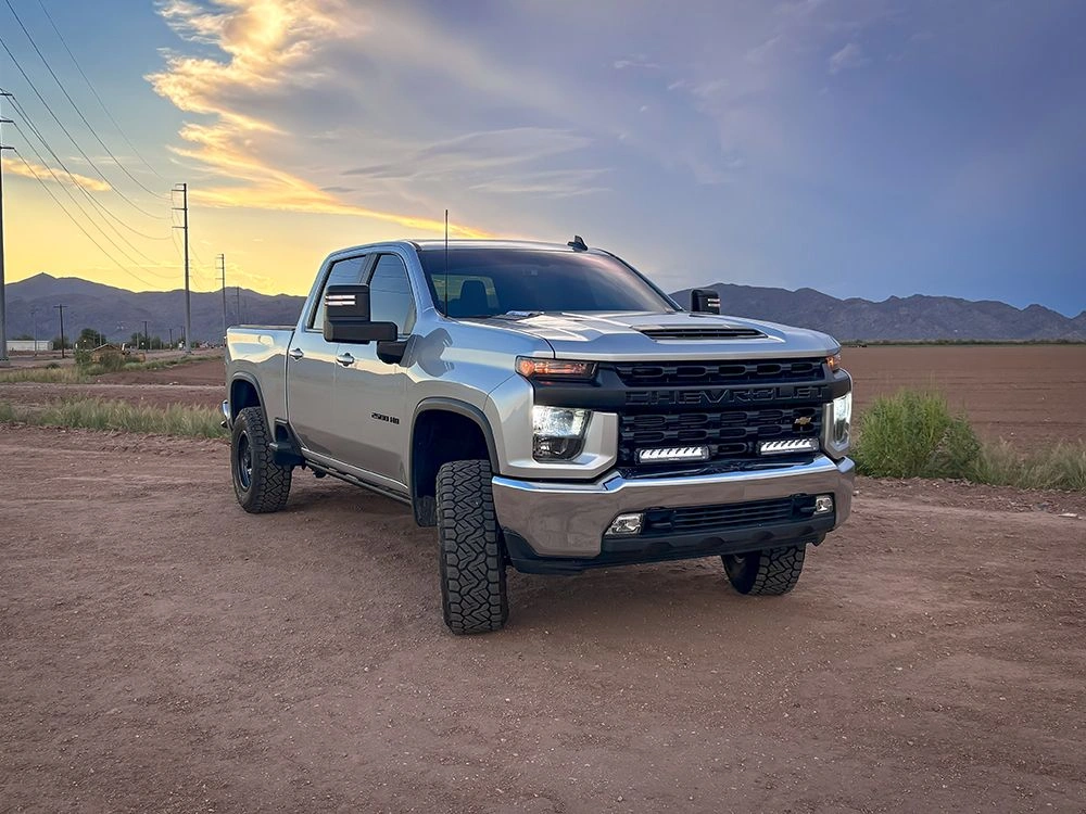 Grillkit Lazer Triple-R 1000 Chevrolet Silverado 2500 / 3500 LT 2020 - 2023 │ Komplett ekstralyspakke – bilde 12