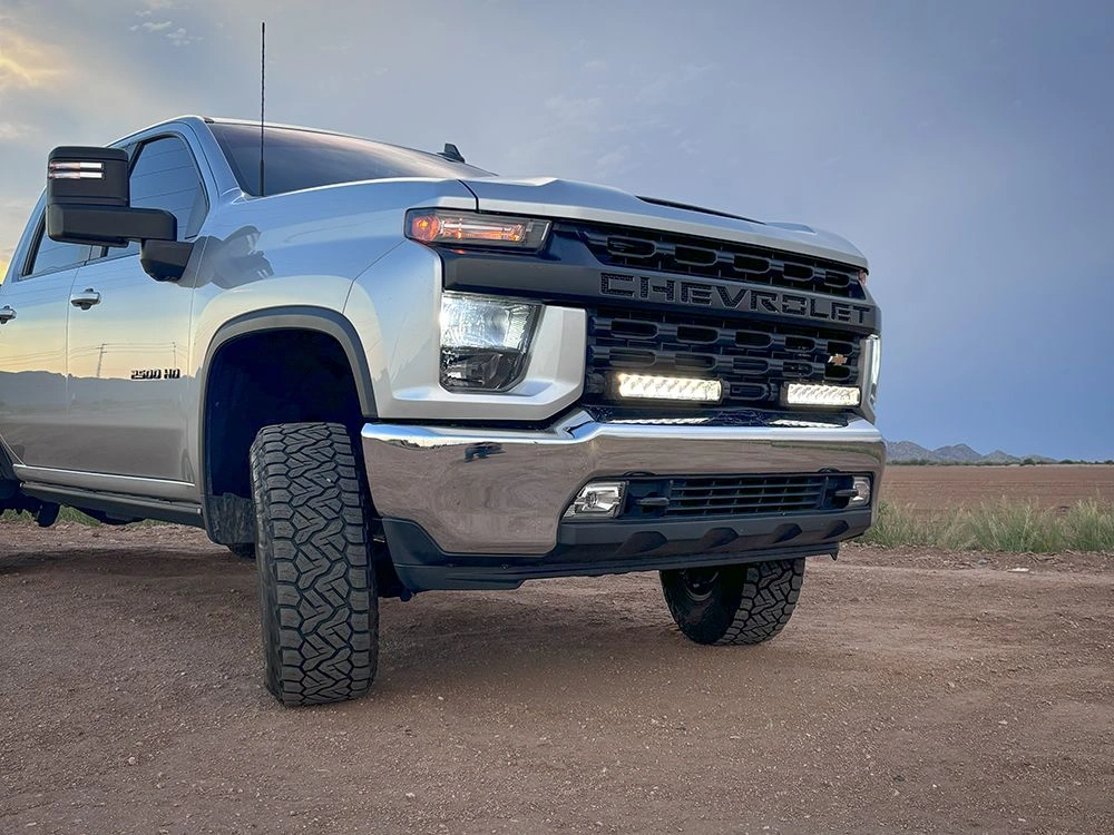 Grillkit Lazer Triple-R 1000 Chevrolet Silverado 2500 / 3500 LT 2020 - 2023 │ Komplett ekstralyspakke – bilde 8