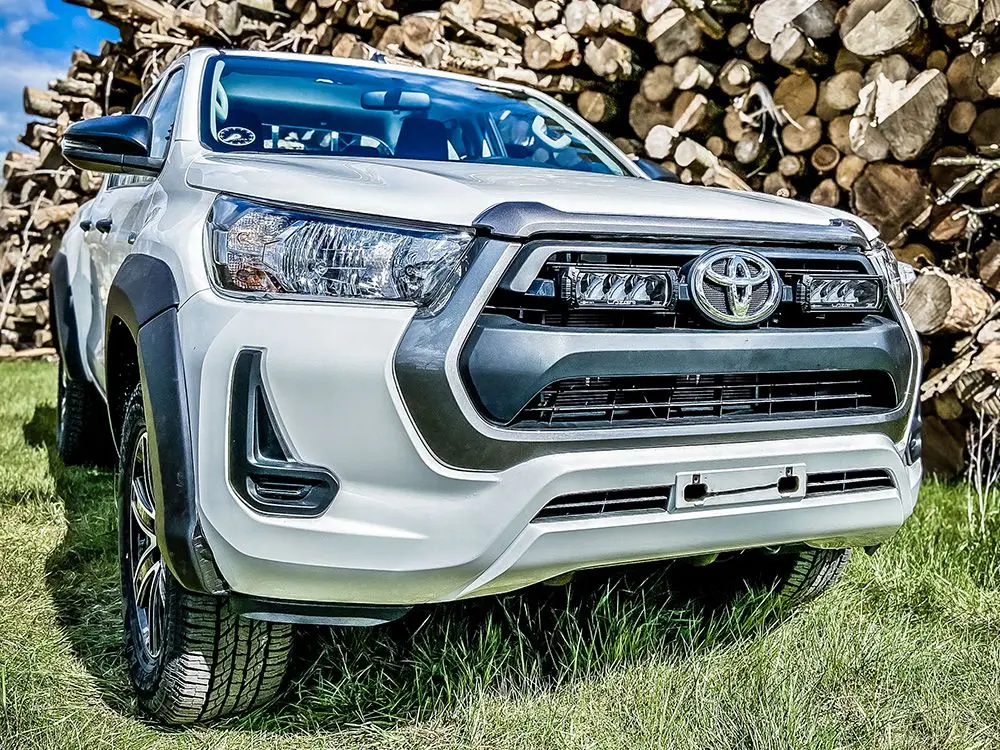 Grillkit LAZER TRIPLE-R 750 Elite (Gen2) Toyota Hilux VIII Facelift 2020 ->