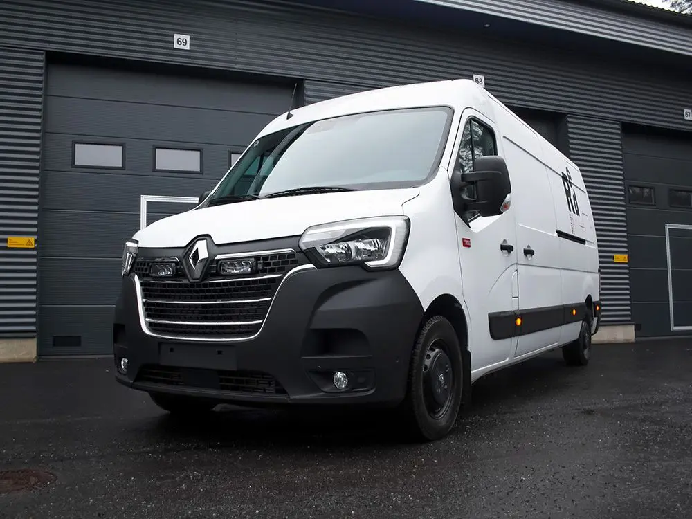 Grillkit LAZER TRIPLE-R 750 (Gen2) Renault Master III Facelift 2019 - 2024 Image 1