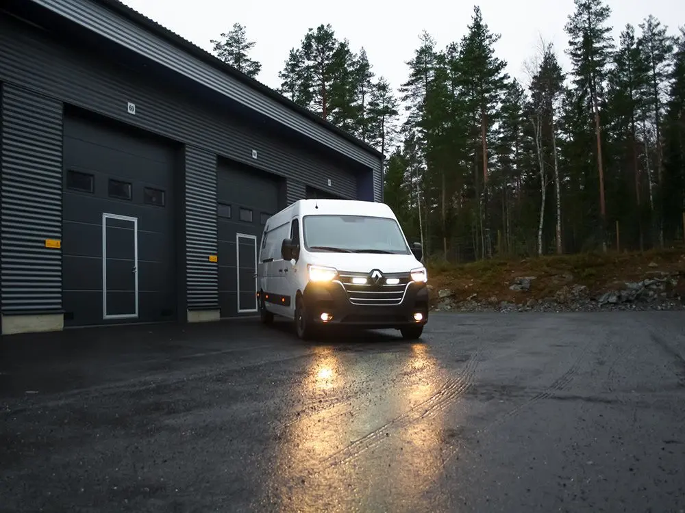 Grillkit LAZER TRIPLE-R 750 (Gen2) Renault Master III Facelift 2019 - 2024 Image 2