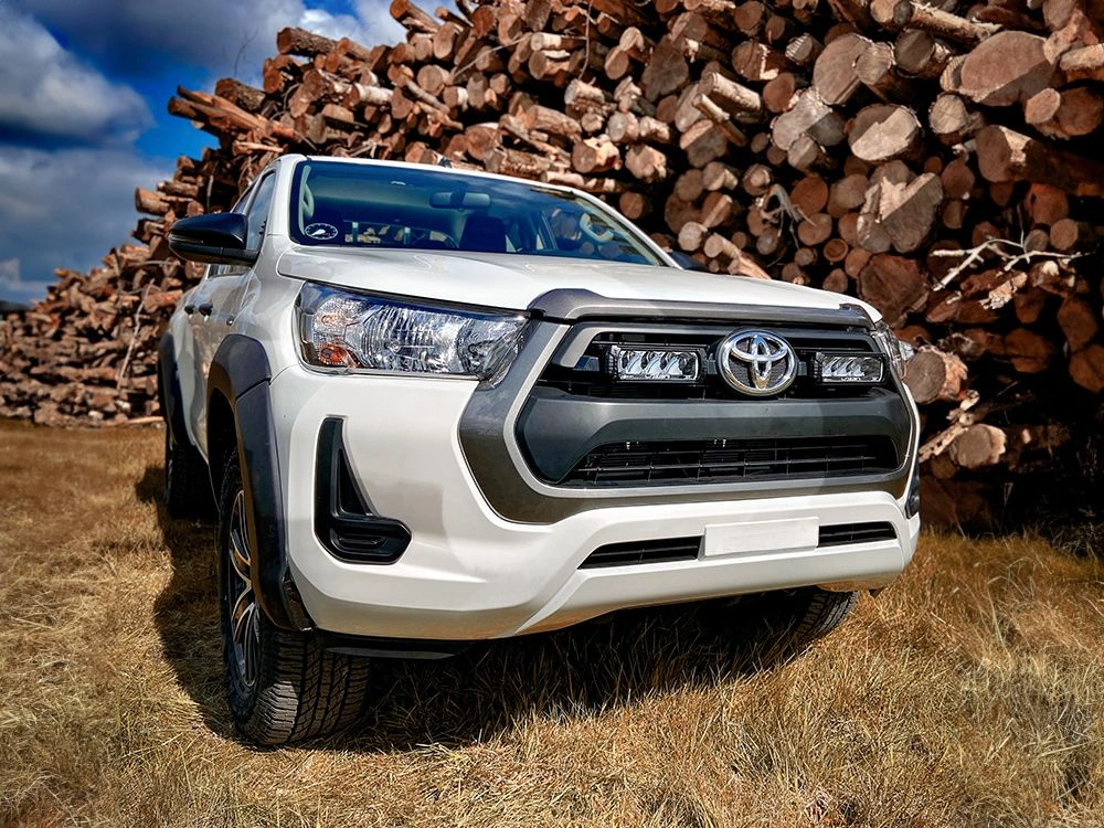 Grillkit Lazer Triple-R 750 Toyota Hilux 2020 -> │ Komplett ekstralyspakke