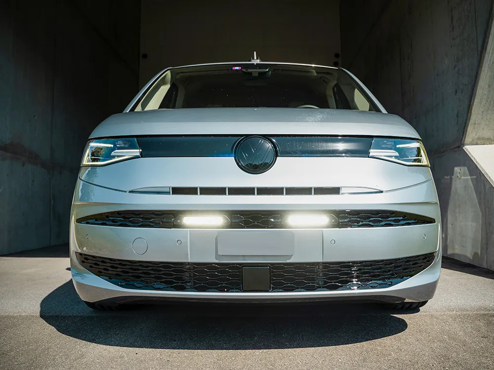 Grillkit Lazer │ VW T7 Multivan 2022 -> - 4050 lumen - 42 W - komplett sett - Godkjent fjernlys ECE R112 – bilde 6