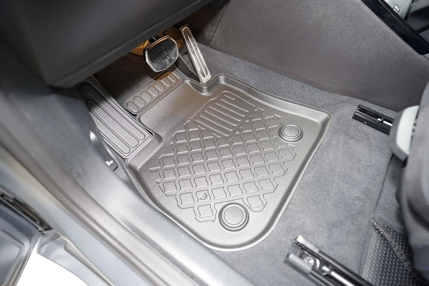 Gulvmatter foran BMW X2 (U10) 2024 ->