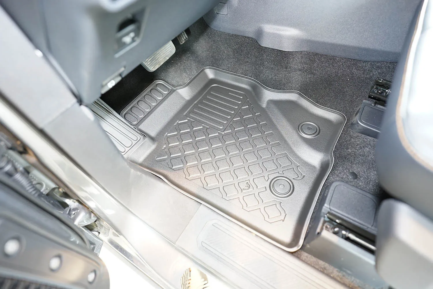 Gulvmatter foran Ford Bronco 2021 ->
