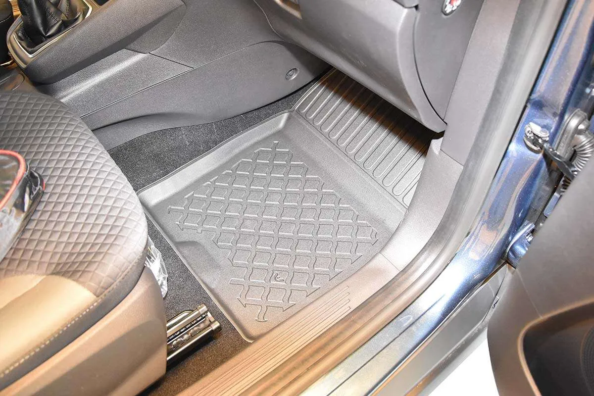 Gulvmatter foran Ford Tourneo Courier II 2014 -> – bilde 2