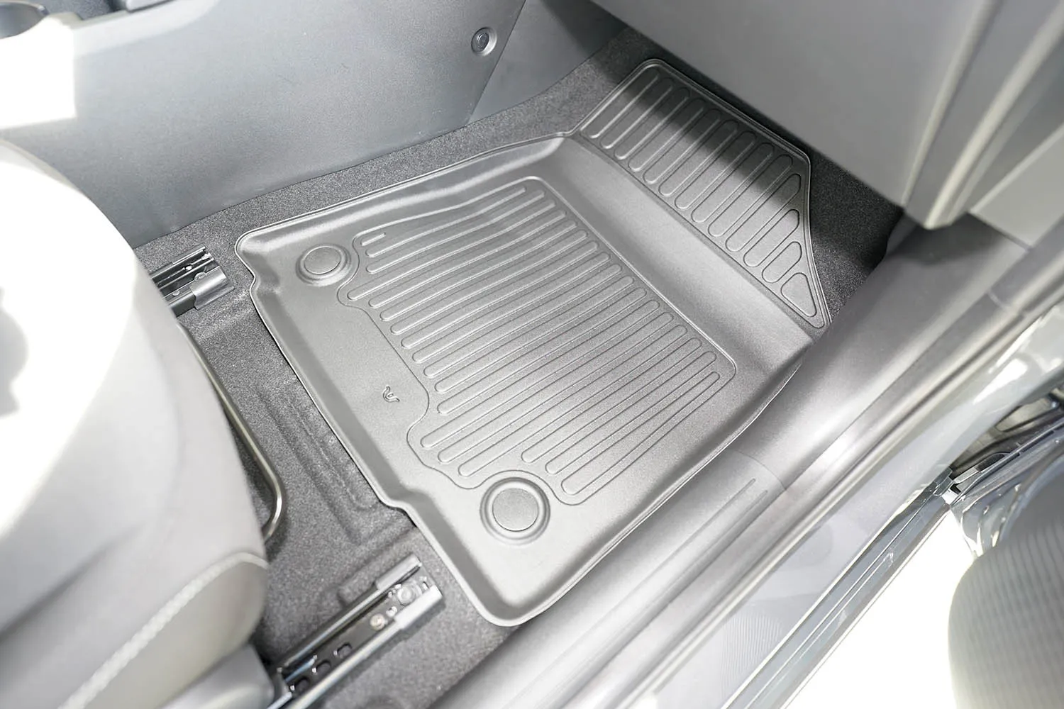 Gulvmatter foran Hyundai Kona Electric II 2023 -> – bilde 2