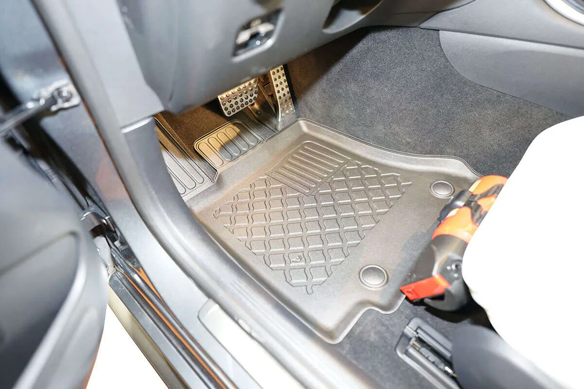 Gulvmatter foran Mercedes-Benz C (W206) 2021 -> │ inkl. Hybrid