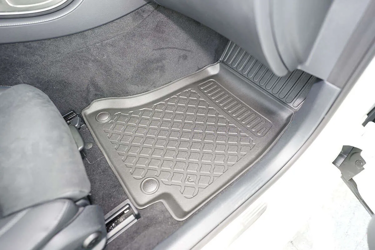 Gulvmatter foran Mercedes-Benz E (W213) 2017 -> – bilde 2