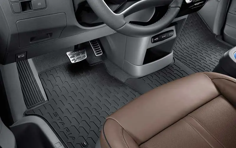 Gulvmatter foran OEM Hyundai Staria 2021->