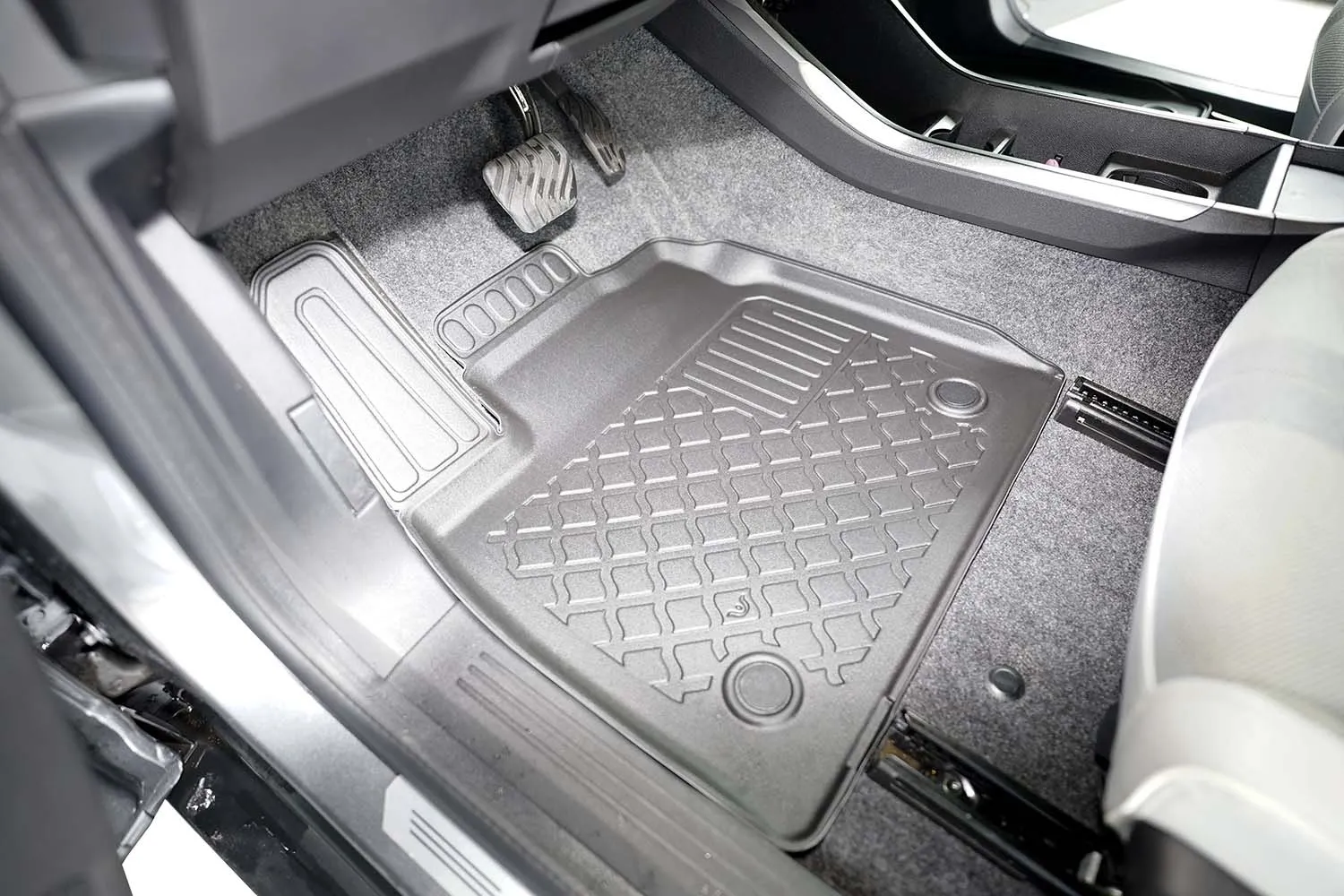 Gulvmatter foran Renault Scenic V 2024 -> │ Elektrisk