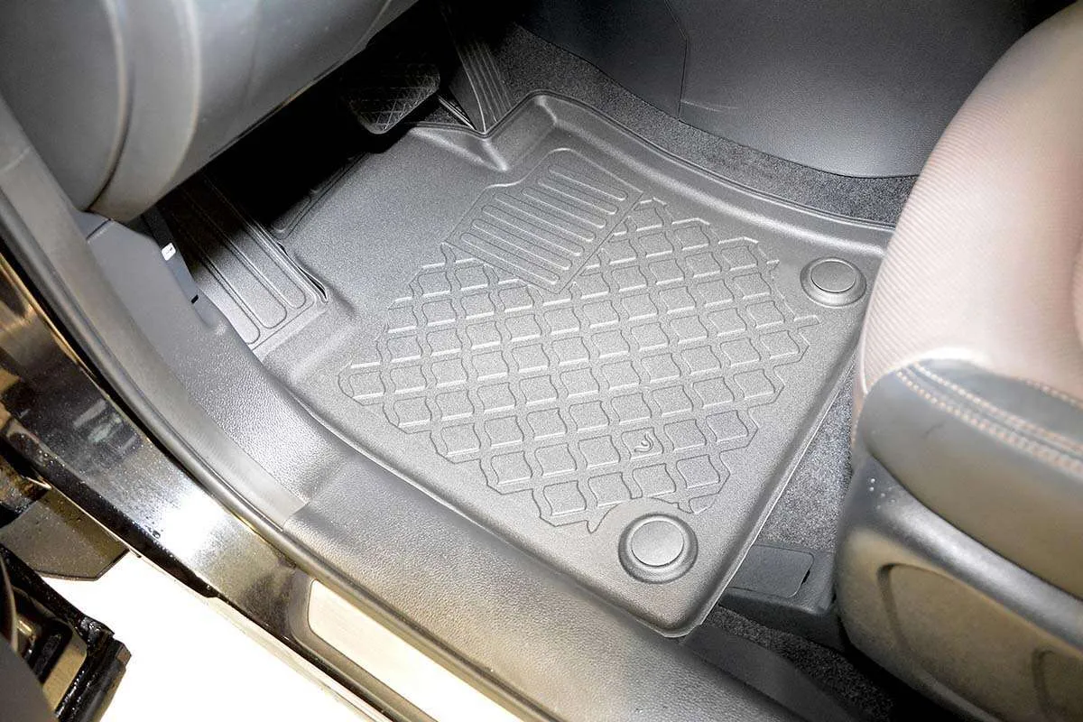 Gulvmatter foran SsangYong Korando IV (C300) 2019 -> │ ikke elektrisk