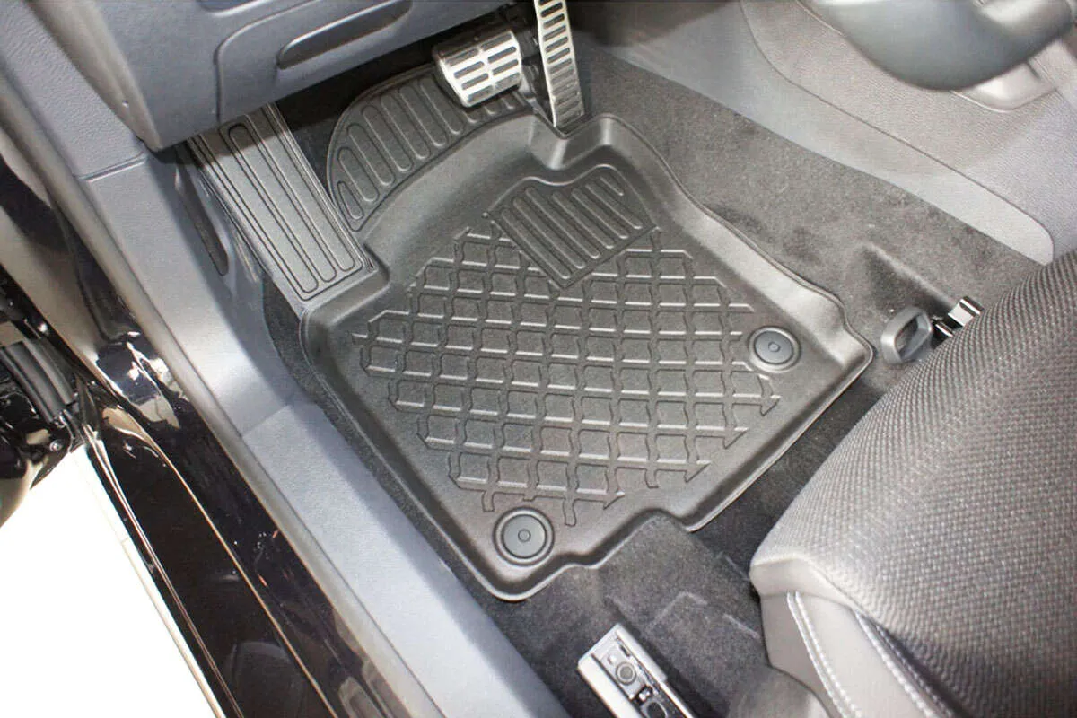 Gulvmatter foran VW Golf V (1K) 2003 - 2009 / VW Golf VI (5K) 2007 - 2013 / VW Jetta 2005 - 2011 / VW Scirocco III 2008 - 2017 / Škoda Octavia II 2004 - 2013