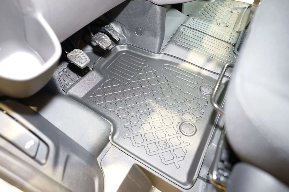Gulvmatter Ford Transit Custom 2013 -> │ manuell gir