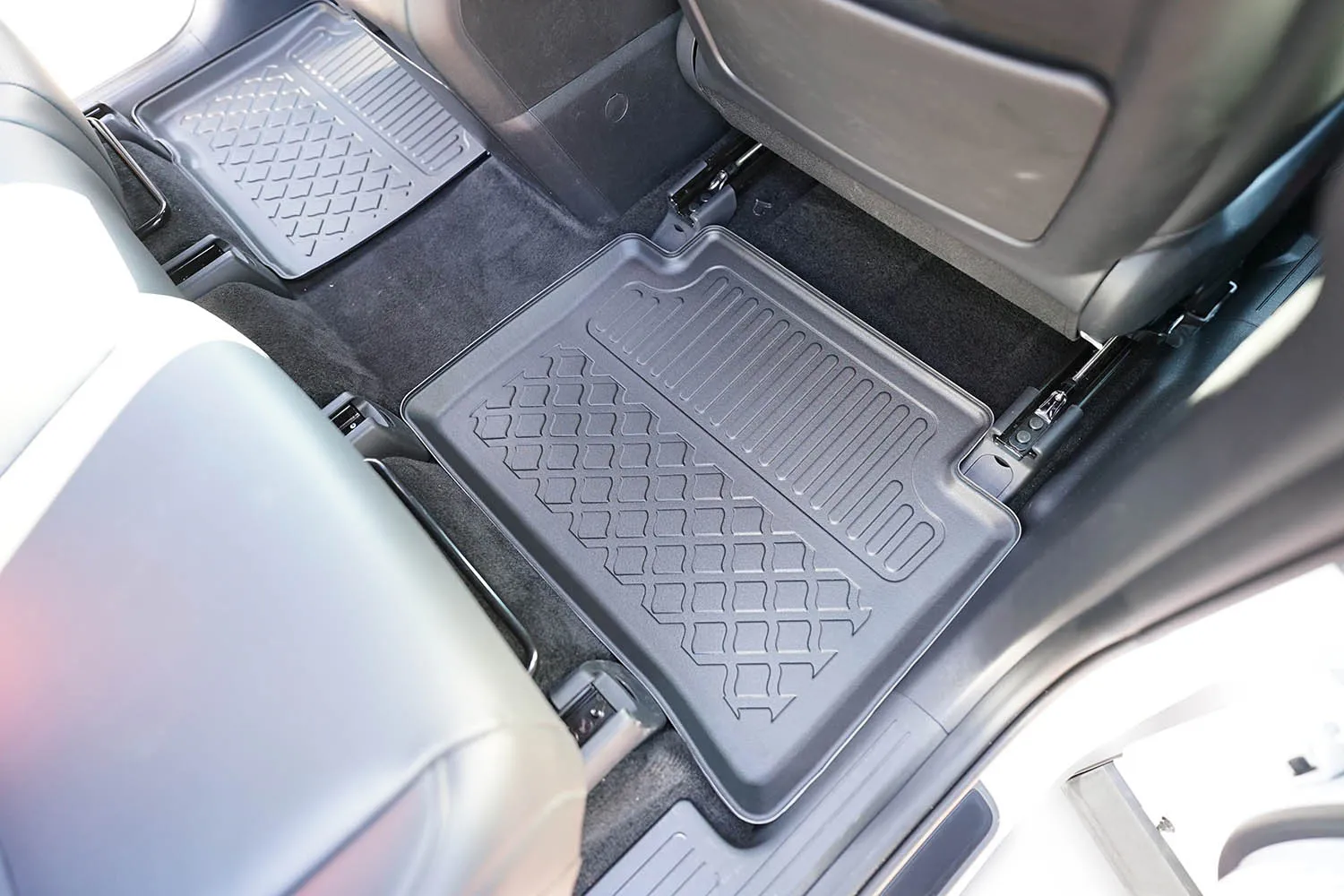 Gulvmatter Hyundai Santa Fe V (MX5) 2024 -> │ HEV / Plug-in Hybrid - 5/7 seter – bilde 2