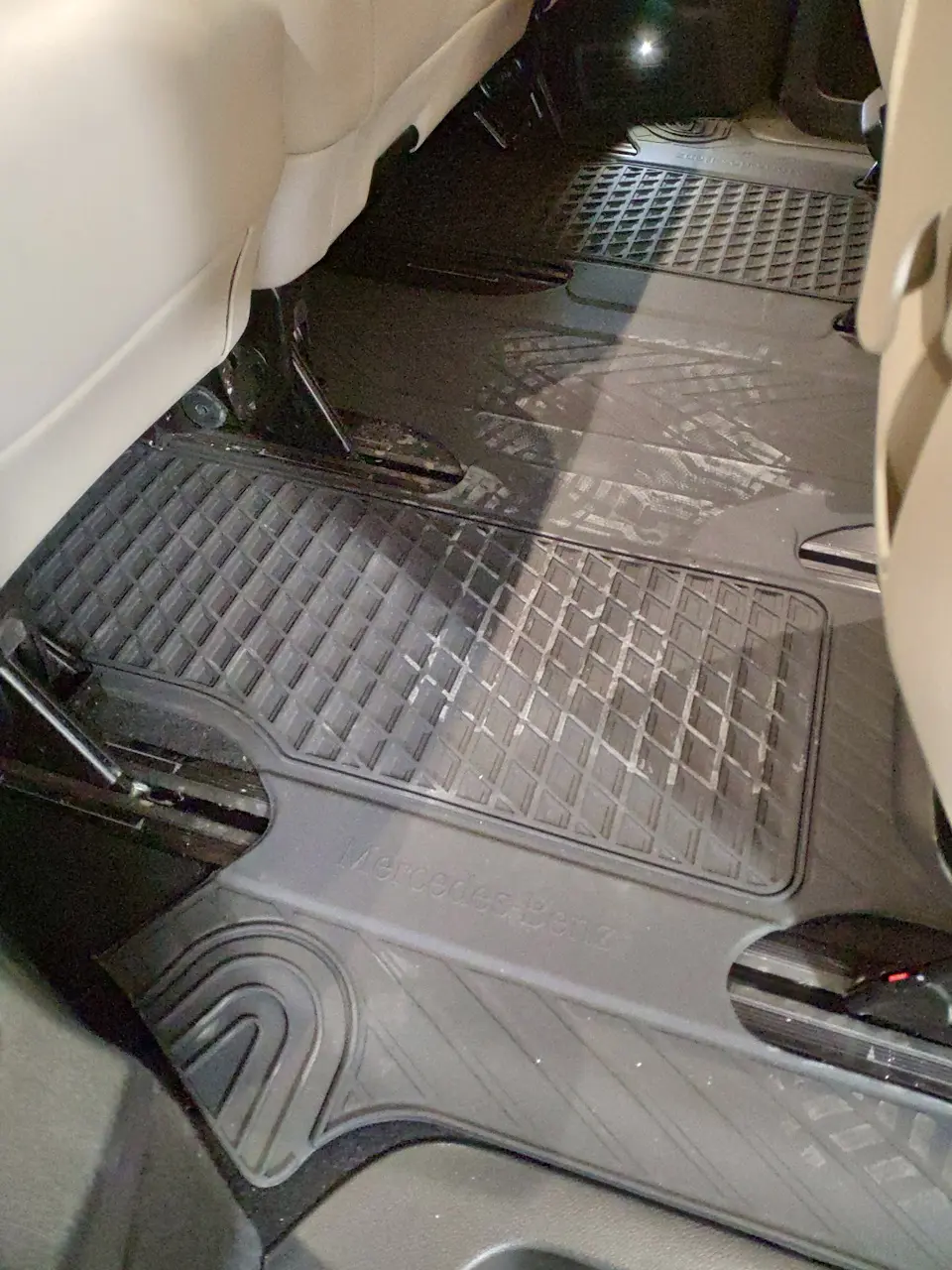 Gulvmatter Mercedes-Benz EQV 2020 -> │ Genuine® Allværsmatter – bilde 10