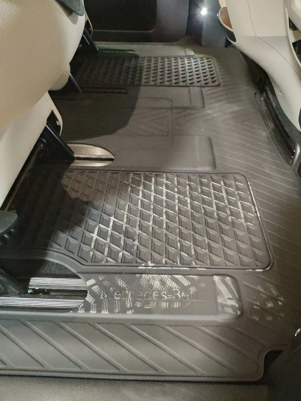 Gulvmatter Mercedes-Benz EQV 2020 -> │ Genuine® Allværsmatter – bilde 9