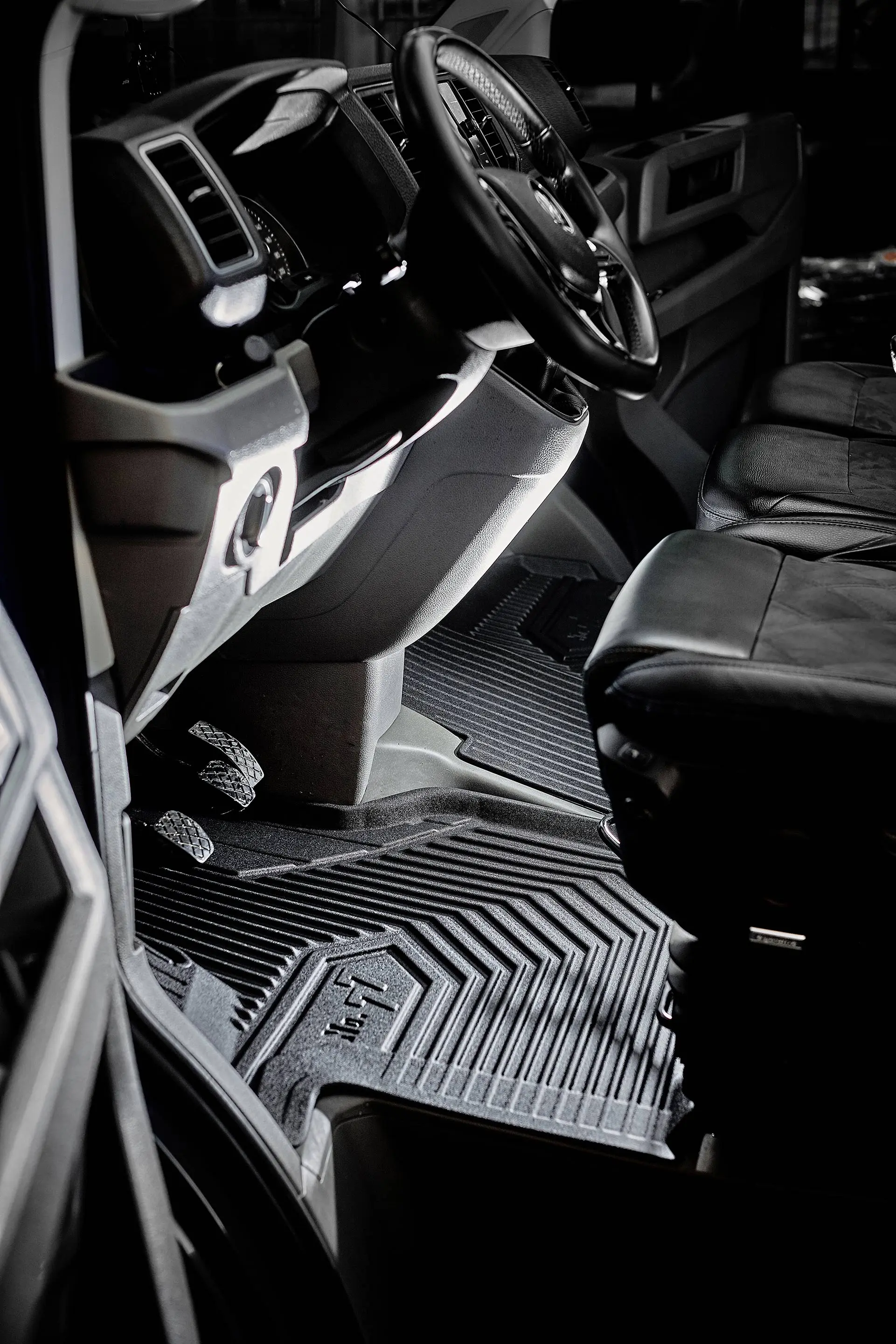 Gulvmatter no.77 Mercedes-Benz EQV 2020 -> | 1. seterad Image 4