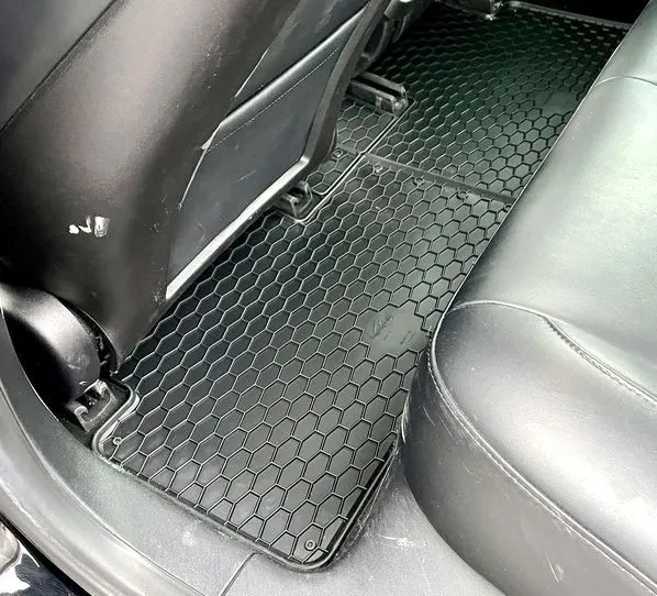 Gulvmatter Tesla Model 3 2017 -> │ Allværsmatter Doma Floor Liners - sett 4 stk. – bilde 3