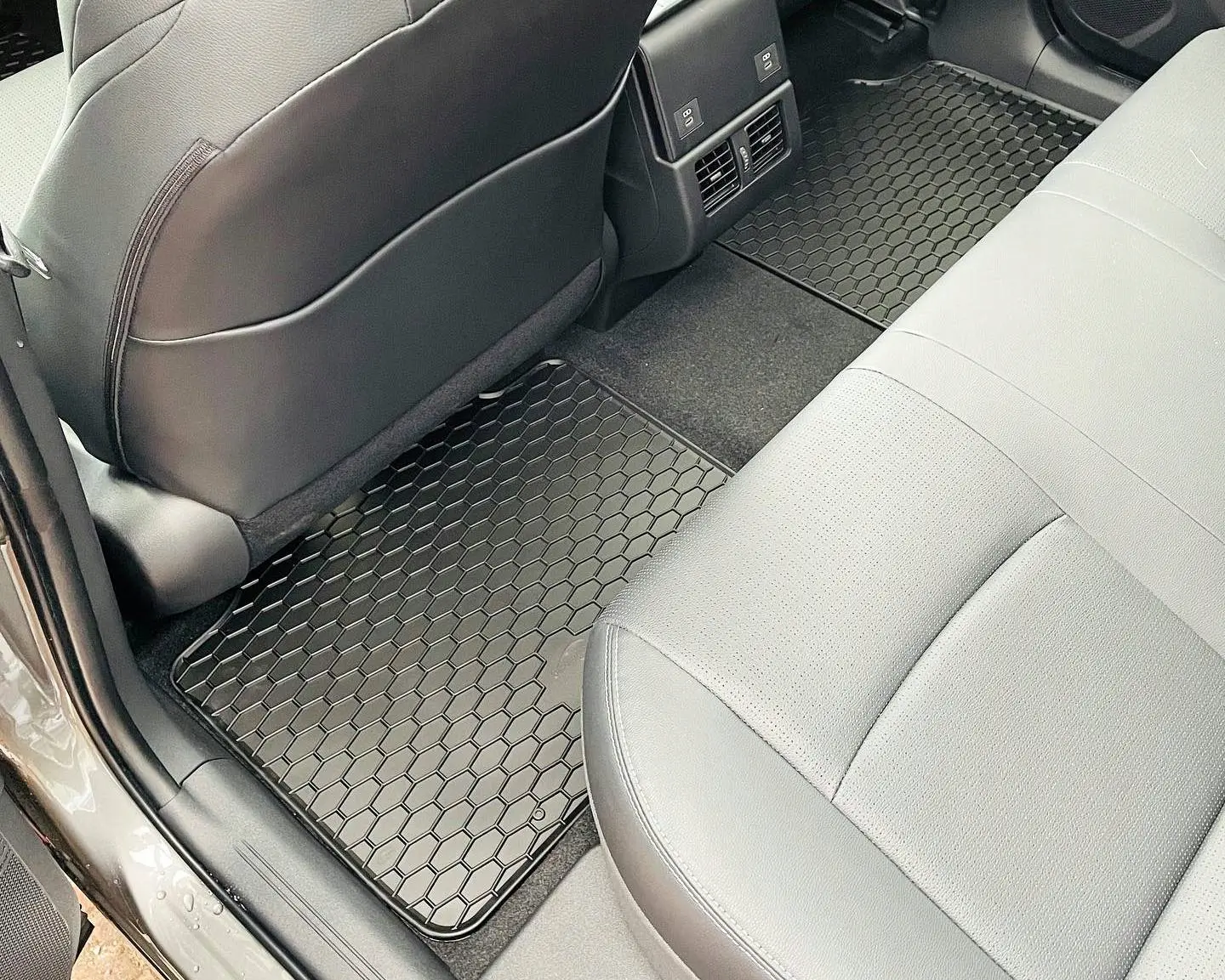 Gulvmatter Toyota bZ4X 2022 -> / Subaru Solterra 2022 -> Image 8