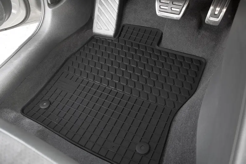 Gulvmatter Toyota Land Cruiser J150 │ foran - sett 2 stk. – bilde 4