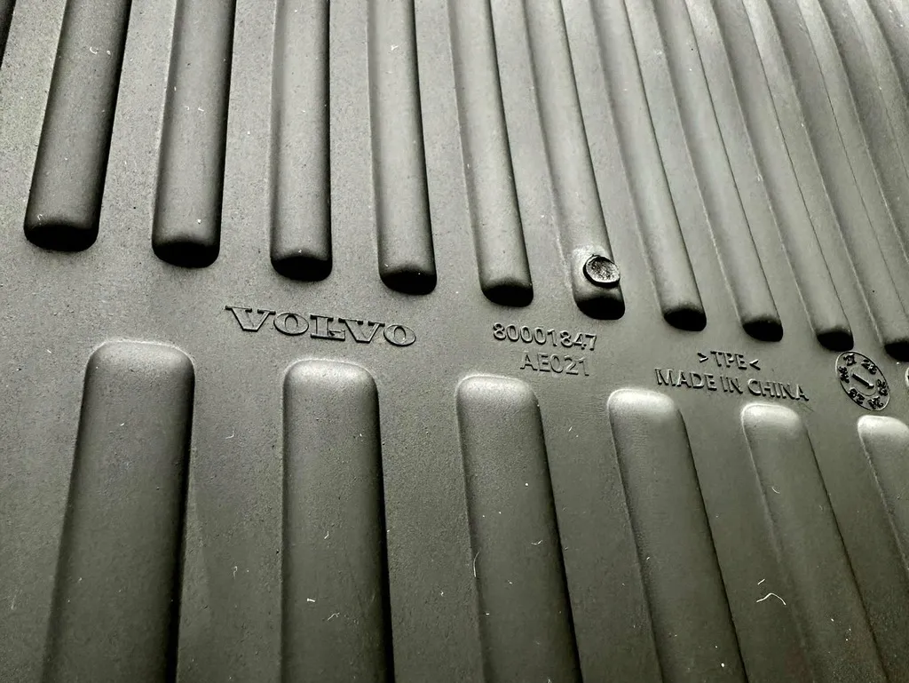 Gulvmatter Volvo EX30 2023 -> │ Genuine® Floor Mats – bilde 4