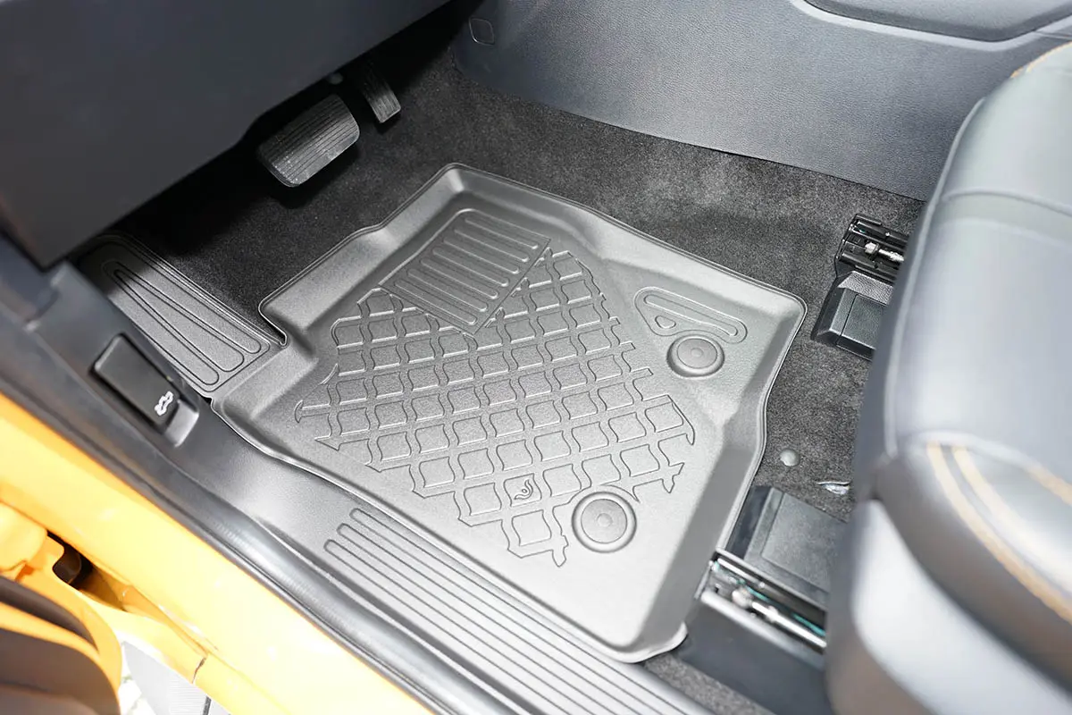 Gulvmatter VW Amarok II 2022 -> │ Guardliner® - sett 4 stk.