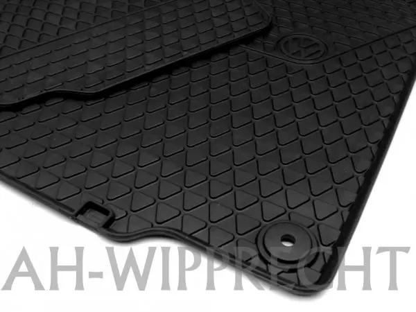 Gulvmatter VW Bora 1998 - 2005 / VW Golf IV 1997 - 2006 / VW New Beetle 1999-2004 Image 1