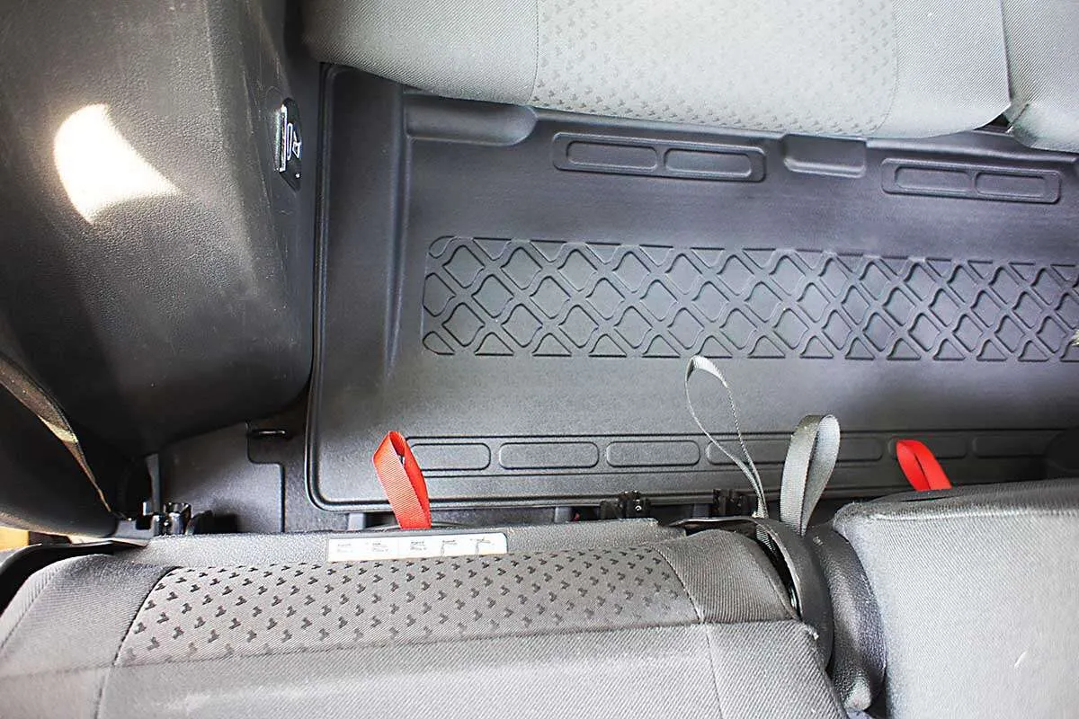 Gulvmatter VW Touran (1T) 2003 - 2015 │ 3. seterad