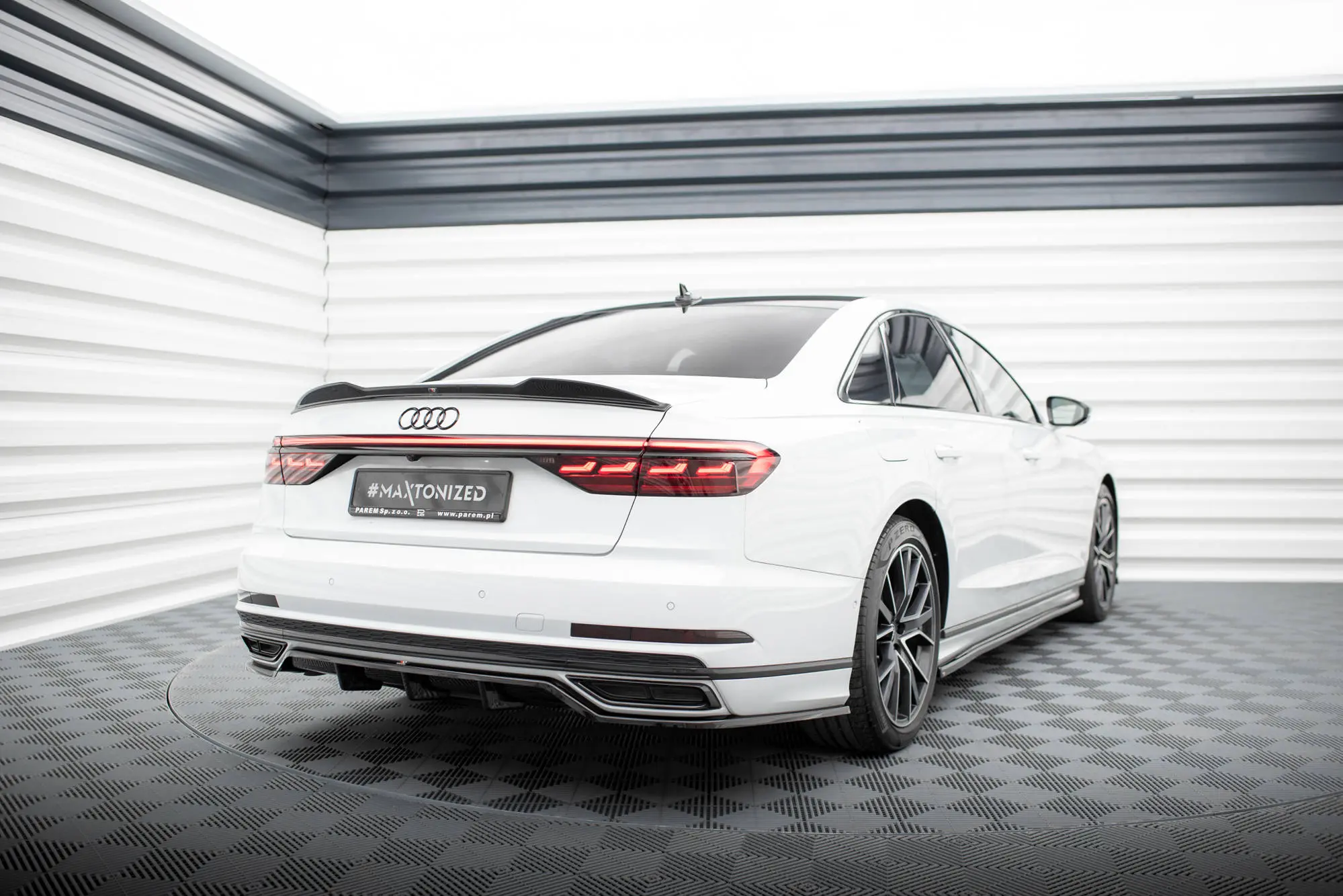Hekkspoiler Audi A8 / A8 S-Line / S8 D5 2017 -> | 3D Glossy Black Edition – bilde 4