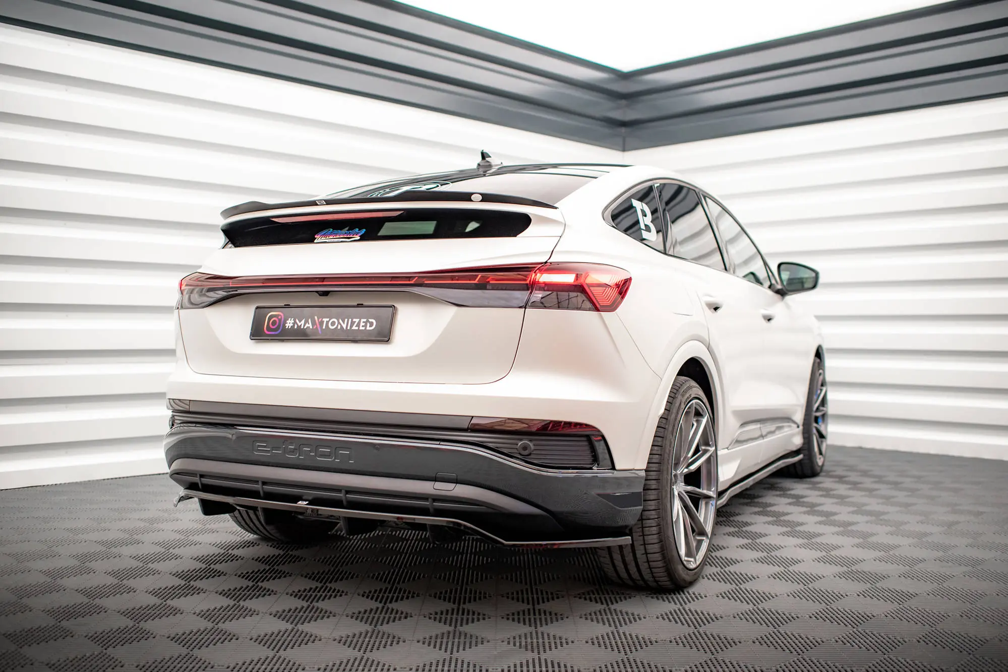 Hekkspoiler Audi Q4 Sportback e-tron 2021-> – bilde 3