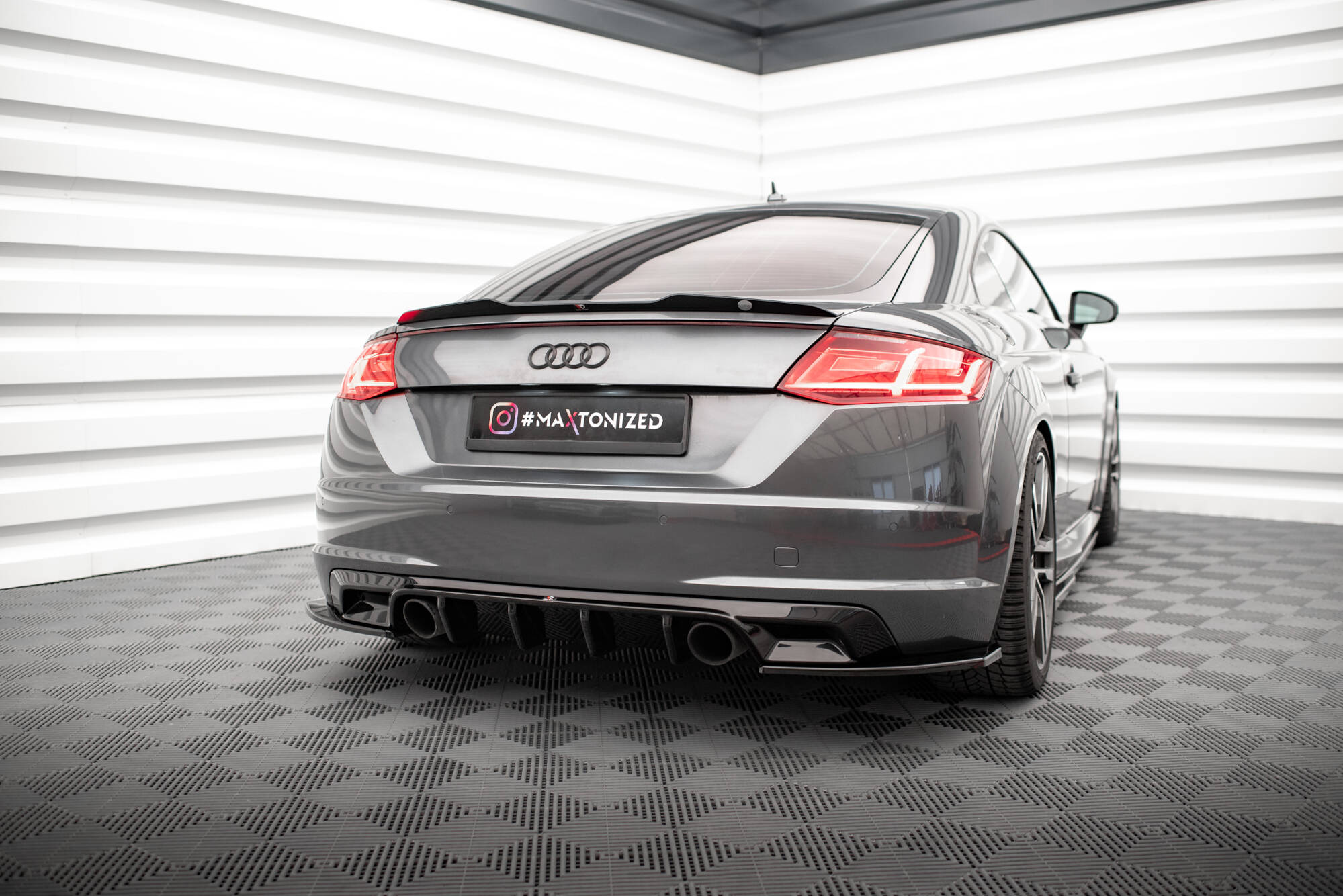 Hekkspoiler Audi TT (8S) S-Line / TT S (8S) 2014 - 2018 | Glossy Black Edition – bilde 4
