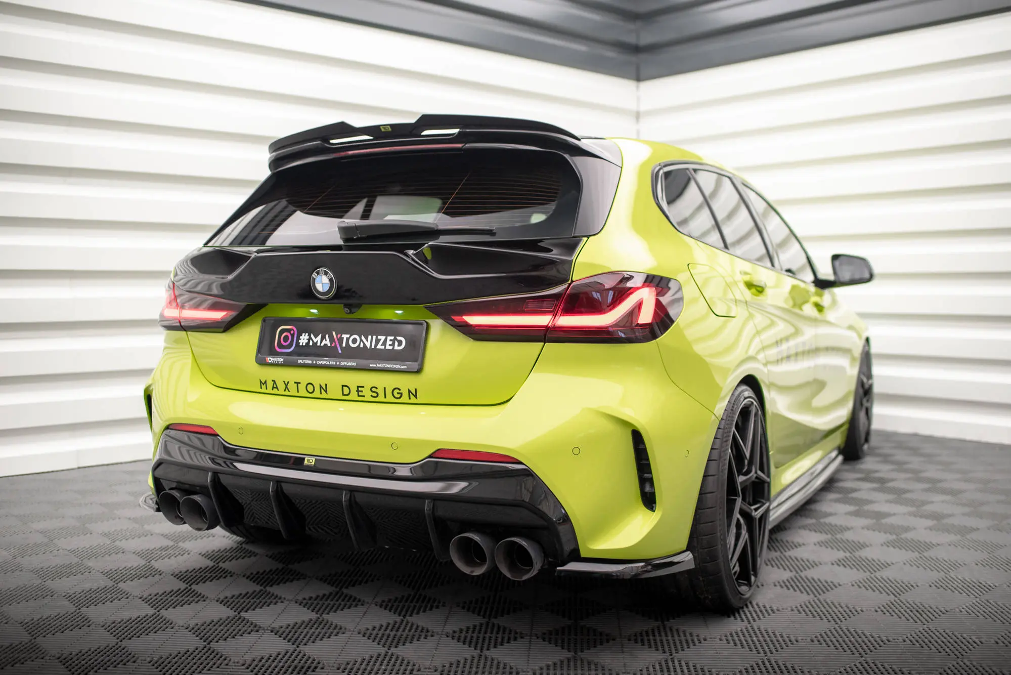 Hekkspoiler BMW 1 (F40) M-Pack / BMW M135i (F40) 2019 - 2024 | Glossy Black Edition – bilde 3