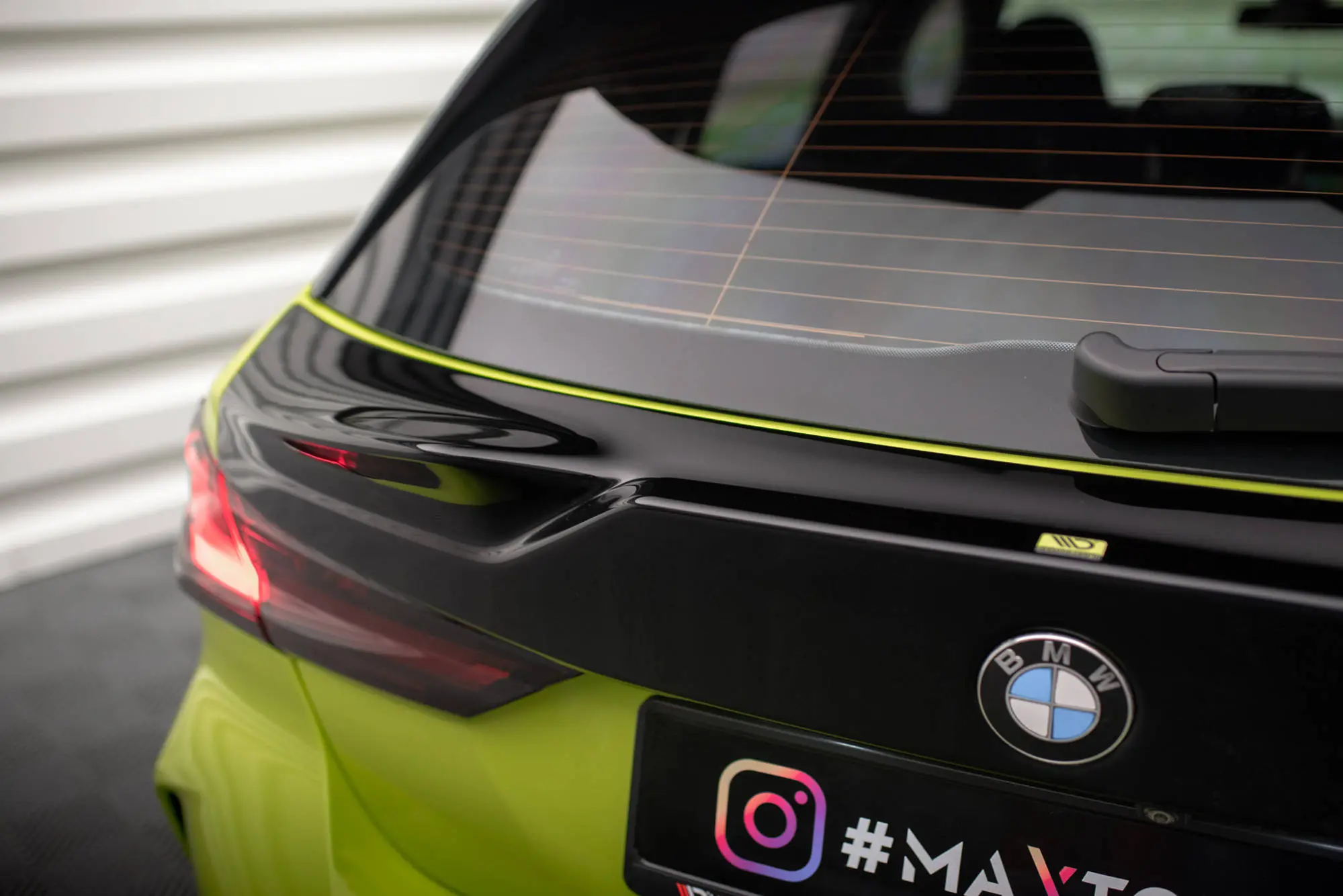 Hekkspoiler BMW 1 (F40) M-Pack / BMW M135i (F40) 2019 - 2024 | Glossy Black Edition – bilde 7